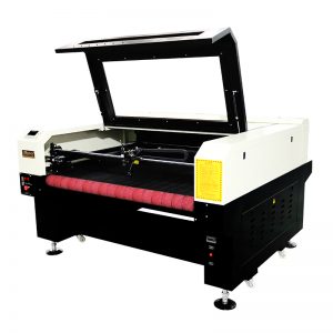 CO2 laser cutting machine