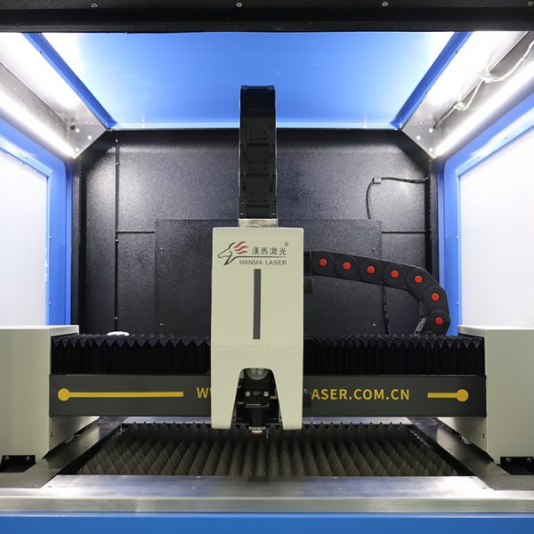 Small format laser cutting machine